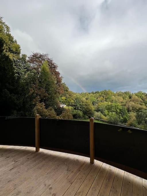 Unique Orchard Lodge For Couples With Hot Tub Strathaven Exterior photo